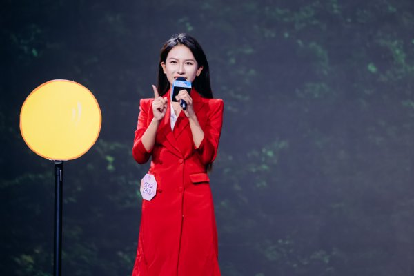 永隆配资 长三角学子同台竞逐主持新人赛，青春风采点亮上海舞台
